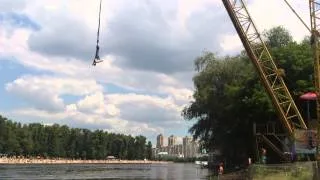 Банджі-джампінг. Гідропарк / Bungee jumping in Kyiv