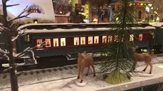 2020 Lemax Christmas village set up with Lionel Polar Express train ( Time Lapse )