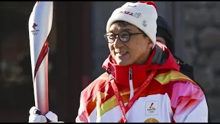 Jackie Chan, carry Olympic torch along Great Wall