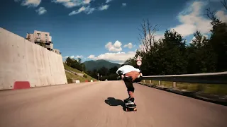 Скоростной спуск на лонгборде в Сочи | спот Альпийка | Downhill Skateboarding