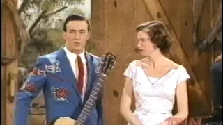 FARON YOUNG & JUNE CARTER - HE SINGS & SHE TELLS A GOOFY STORY (82)