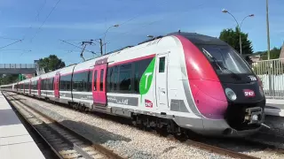 Z50000 NAT : Arrêt à la gare de Saint Leu La Foret sur la ligne H du Transilien