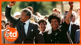 1990: The Moment Mandela Took First Steps of Freedom