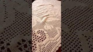 Modern Crochet Table Runner Pattern to Decorate your Dining Table