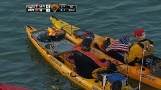 MIN@SF: A fan fires up the grill in McCovey Cove