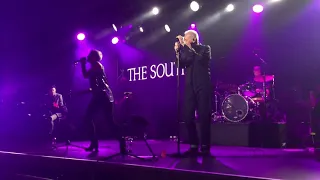 Beautiful South - Don't Marry Her (Live Butlin's Bognor Regis)