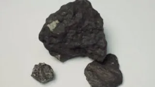 Large meteor fragments found in Russia