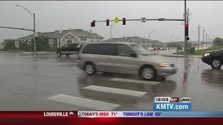 Messy flood waters make for commuting headaches