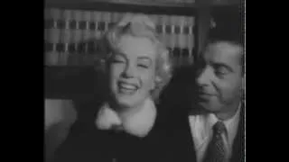Marilyn Monroe And Joe Dimaggio Marry Jan 14th 1954