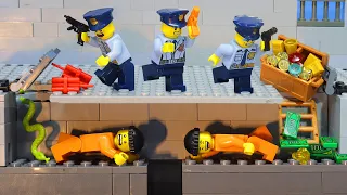 Lego Police Prison Break Ep. 67: Pro vs Noob - Lego Stop Motion Animation - Brick Rising