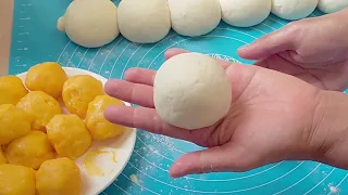 Fluffy and Soft Steamed Salted Egg Yolk Custard Buns |Custard Buns Recipe