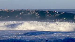 Surfing Crazy Crowds Pipeline/Backdoor North Shore Oahu Hawaii