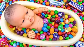Satisfying Video l Candy Mixing in Rainbow BathTub with Magic Skittles & PlayDoh Duck Cutting ASMR
