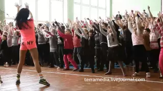 Флешмоб в Бобруйске на школьной перемене.mp4