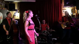 Cherry Red - These boots are made for walking (Cover Nancy Sinatra) @ Hotrodded Bullfrog 2018