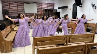 COREOGRAFIA O LEÃO E O CORDEIRO (CASSIANE)