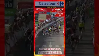 Exciting Sprint Finish On Stage 11 Of La Vuelta 2022 #shorts