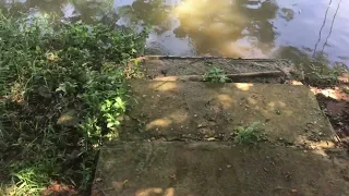 Thailand ausgewandert, leben im Isaan, Monsunregen, Teich Überlauf