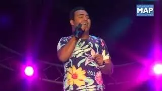 La grande scène du Festival d'Oujda bouge aux rythmes du Rai avec le chanteur Kader Japoni