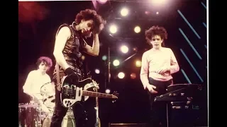 The Cure - All Mine (Live in Hammersmith Odeon, London, 1982) [Remastered]