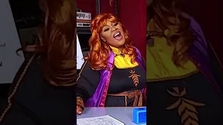 Fun Vocal Coach dresses like ANNA from FROZEN to teach little girl's Voice Lesson