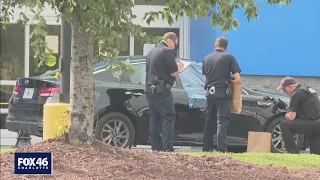 1 killed, 1 seriously injured in west Charlotte shooting, investigation underway near Walmart parkin