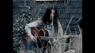 Karen Dalton performs A Little Bit of Rain at her home in Summerville, CO 1970