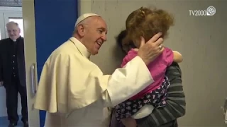 Papa Francesco all'Ospedale Bambino Gesù di Palidoro, le immagini integrali