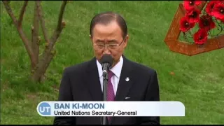 WWII Rememberance Day in Ukraine: Ban Ki-moon and Poroshenko lay flowers at WWII memorial in Kyiv