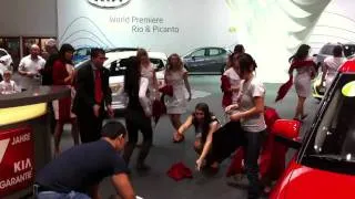 Geneva motor show KIA flash mob dance
