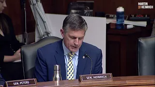 Heinrich questions Department of the Interior and Indian Health Service leaders at Approps hearing