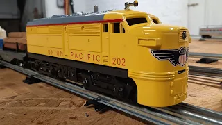 Restoration of a Lionel Postwar Alco 202 Diesel Locomotive