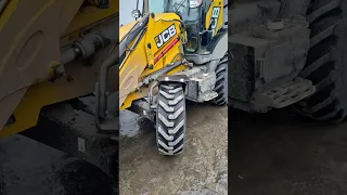 Новые модернизированные крылья на JCB 3cx своми руками ! без колхоза!