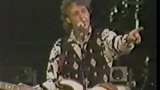 Paul McCartney Live At The Soldiers Field Stadium, Chicago, USA (Sunday 29th July 1990)