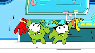 Learning colours with Om Nom: Super-Noms - Superclothes