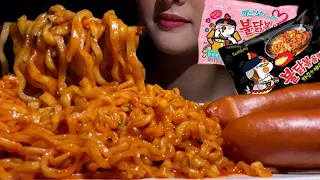 ASMR)FIRE NOODLE + CARBO FIRE NOODLE, KIELBASA SAUSAGE (Eng sub) 불닭볶음면 + 까르보불닭볶음면 킬바사 소세지 먹방 (한국어자막)