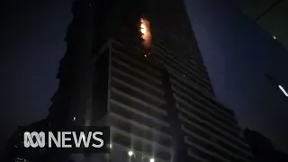 Melbourne apartment fire prompts fears of combustible cladding | ABC News