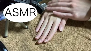 【ASMR】手に化粧水と乳液を塗る