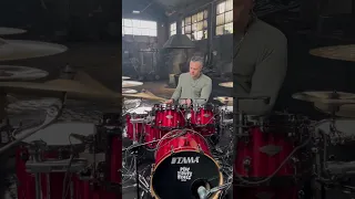Soundcheck ! 🥁TAMA Starclassic Performer kit in the Limited Edition Crimson Red Waterfall