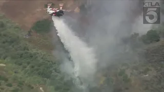 Crews battle brush fire in Laguna Niguel (raw)