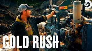 Parker Replaces a Pump That Is Completely Submerged in Water! | Gold Rush