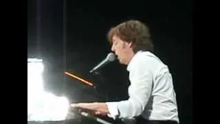 Paul McCartney - Golden slumbers/Carry that weight/The end (25/04 Florianópolis)