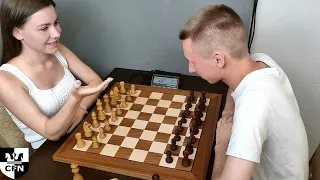 WFM Fatality (1932) vs FM Megavolt (2265). Chess Fight Night. CFN. Blitz