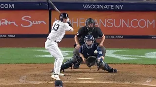 Joey Gallo's First Yankees Home Run Is CLUTCH | Yankees vs. Mariners (8/5/21)