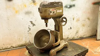 Talented Mechanic Restores A Giant Dough Mixer That Amazes Everyone. Restoration Projects