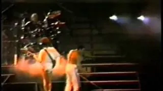 Queen-We Are The Champions-God Save The Queen Live In Vienna 1986