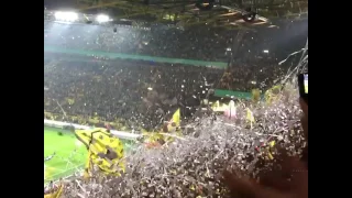 Mannschaftsaufstellung vom BVB mit dem besten Stadionsprecher auf der Welt 😊