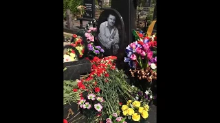 Могила Михаила Круга в Твери на Дмитрово-Черкасском кладбище/ Август 2018