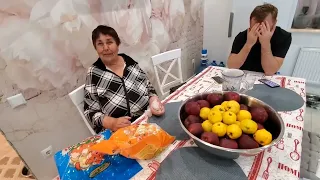 Привез продукты! Забрал палочки ! Кому нужен платок