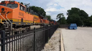 MONSTER TRAINS OF BNSF: 26,400 hp chasing 44,000 hp with Tier 4s & Warbonnet!